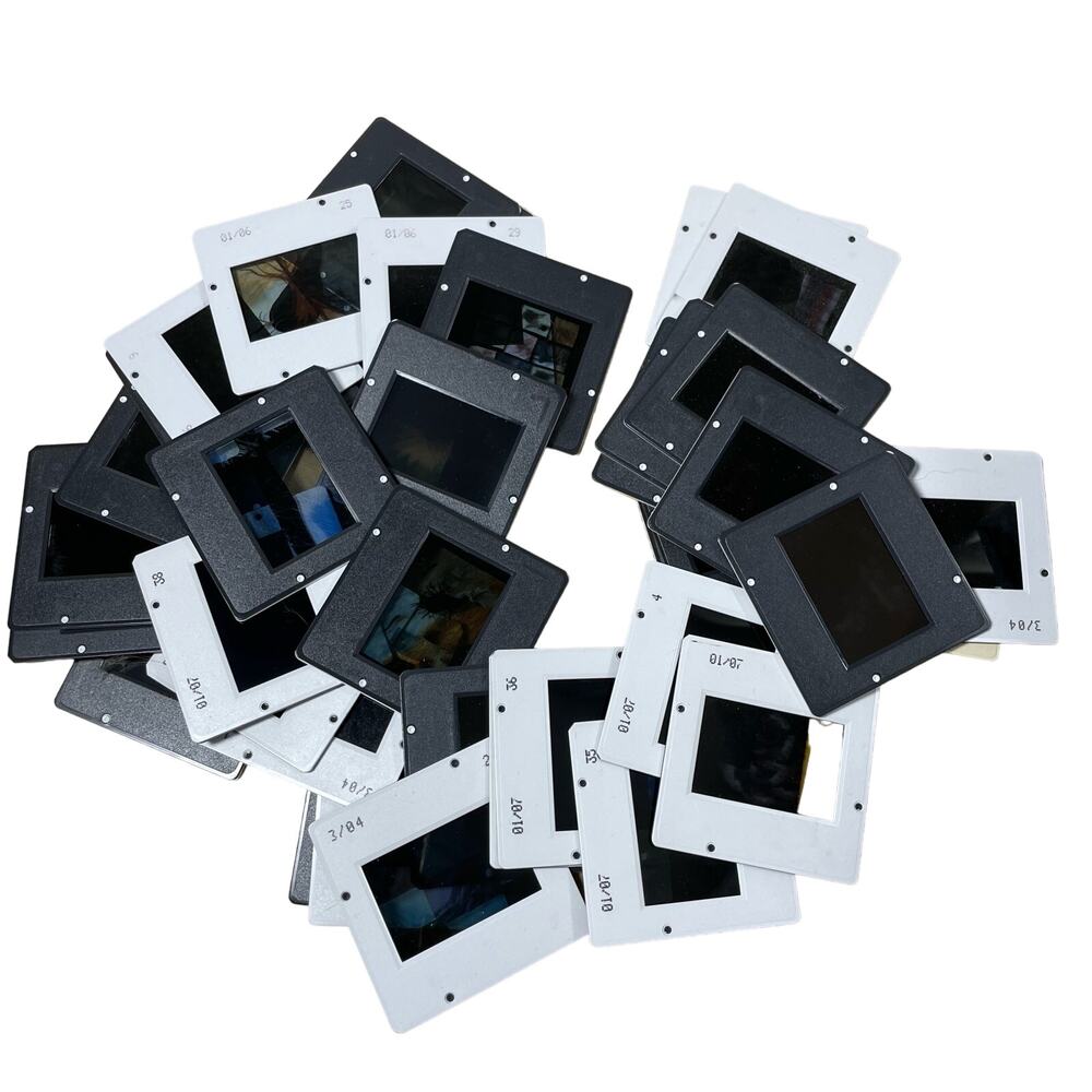 Vintage/Retro 35mm Projector Slides - Artwork - Set of 100 - Upcycling Supplies